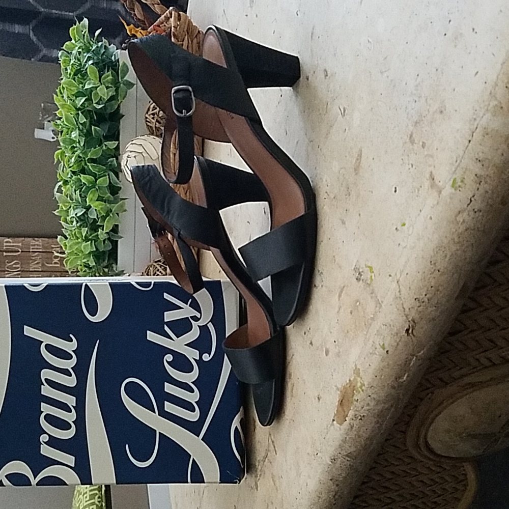 Heeled sandal